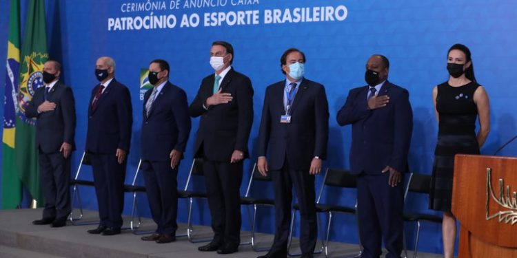 Governo Bolsonaro investe no Esporte com 82 milhões em patrocinio: Caixa Econômica Federal e  Loterias Caixa