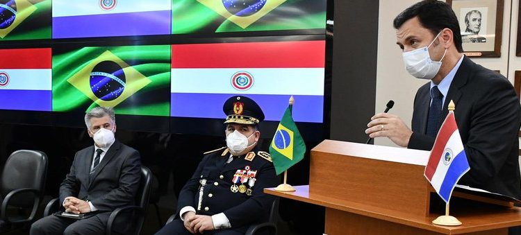 Ministério da Justiça e Segurança Pública firma acordos para intensificar a segurança na fronteira com o Paraguai