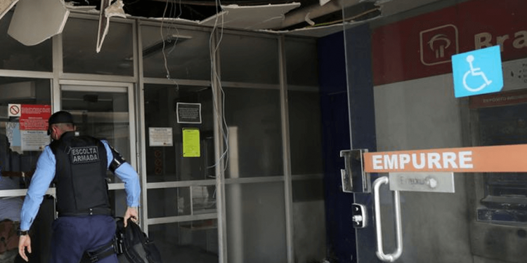 31 suspeitos são presos por participar de ataques criminosos em Manaus