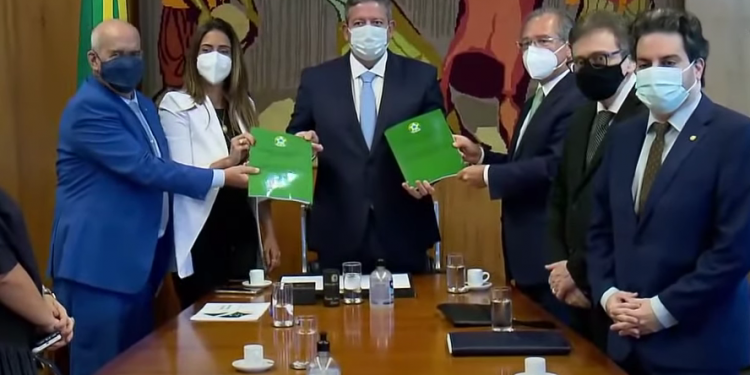 Está chegando a maior reforma tributária da história.Confira.