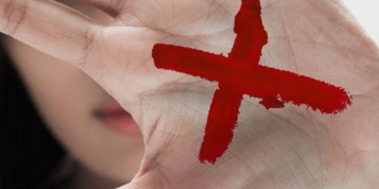 Projeto aprovado na Câmara cria Sinal Vermelho contra a Violência Doméstica