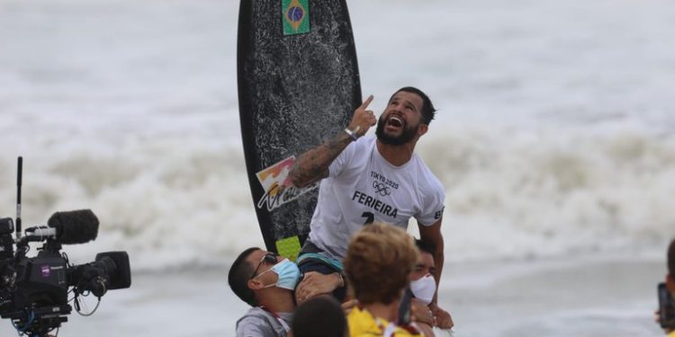 Atletas com Bolsa Pódio conquistam medalha de ouro e bronze nos Jogos