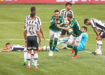 PALMEIRAS come  peixe e vira líder isolado, Palmeiras 3X2 Santos.