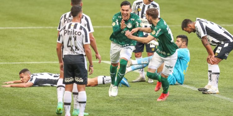 PALMEIRAS come  peixe e vira líder isolado, Palmeiras 3X2 Santos.