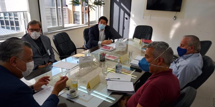 Conseg 25 de Março reivindica à Subprefeitura da Sé, Creche e Berçários  para filhos de funcionários do comércio  da região da 25 .