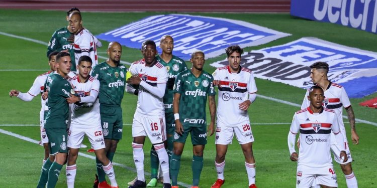 São Paulo 0x0 Palmeiras pela 14ª rodada do Brasileirão Assaí na noite deste sábado (31).