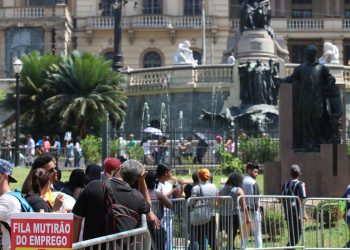 600 vagas de emprego nesta semana. Veja como participar.