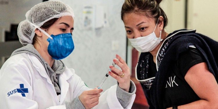 Prefeitura SP vacina a partir da próxima segunda-feira(19), pessoas com 34, 33 e 32 anos contra a Covid-19