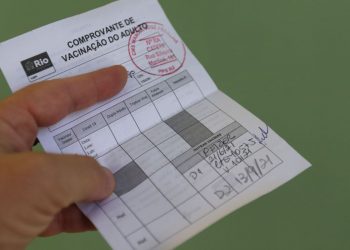 Veja como acessar 2ª via do comprovante de vacina