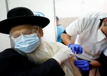 Israel amplia campanha de vacinação com terceira dose da vacina CORONA