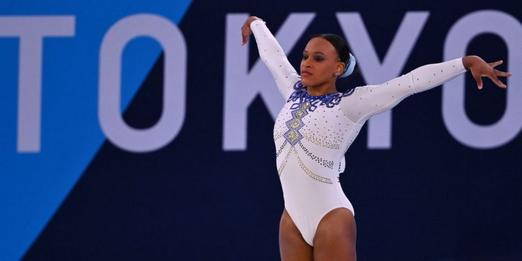 Rebeca Andrade conquista ouro para o Brasil na ginástica artística