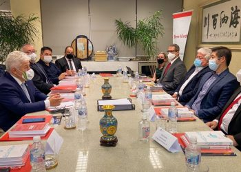 Thomas Law: Ministro Marcos Pontes visita Ibrachina e Ibra WorK