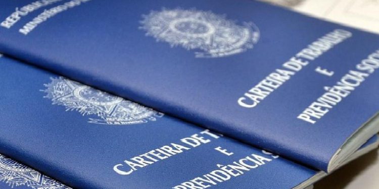 316.580 novos postos de trabalho formal criados no mês de julho