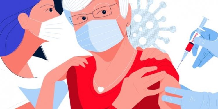 Capital inicia vacinação de dose adicional para idosos acima de 85 anos nesta segunda-feira
