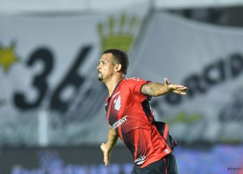 Santos perde na Vila por 1X0  para o Atletico-PR, pelas quartas de final da Copa do Brasil