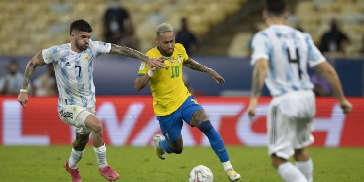 Eliminatórias da Copa do Mundo: Brasil enfrenta a Argentina, neste domingão em SP.