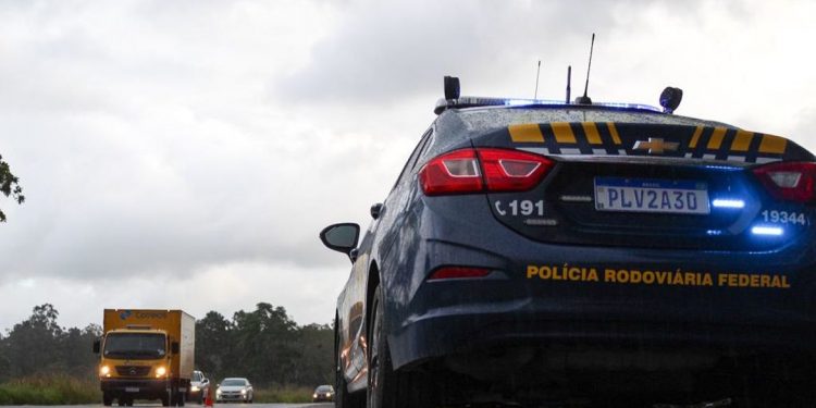 Flagrantes de embriaguez ao volante aumentam 39% no feriadão