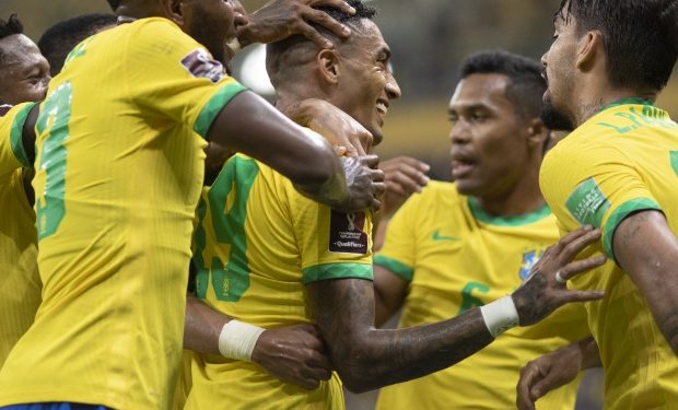 Eliminatórias da Copa do Mundo: Brasil 4X1 Uruguai