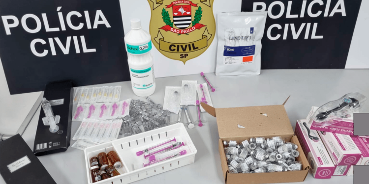 Polícia Civil: DPPC prende falso biomédico e apreende diversos produtos