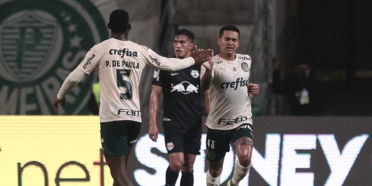 25ª rodada do brasileirão Assaí: Red Bull Bragantino goleia o Palmeiras por 4×2 no Allianz Parque