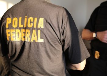 Polícia Federal: Combate falsificação de documentos públicos e uso de documento falso