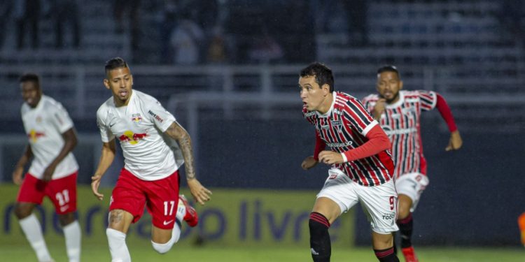 28ª rodada do Brasileirão Assaí: São Paulo perde para o Red Bull Bragantino por 1X0