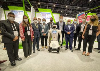 Ministro Marcos Pontes prestigia stand do Ibrachina Challenge by IGLOO NETWORK na GITEX Dubai