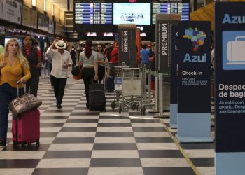 Feriadão: 684 mil passageiros devem passar pelos aeroportos da Infraero