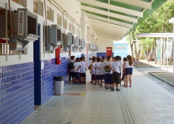 Prefeitura de SP vai atrás dos alunos da rede municipal