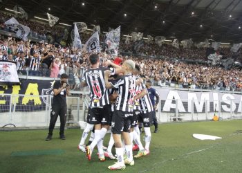 Pela 31ª rodada do Brasileirão Assaí, Atlético-MG 3×0 Corinthians,no Mineirão