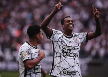 34ª rodada do Brasileirão Assaí. Timão venceu por 2 a 0 o Peixe, na Neo Química Arena