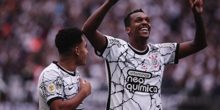34ª rodada do Brasileirão Assaí. Timão venceu por 2 a 0 o Peixe, na Neo Química Arena