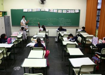 SP-Novo calendário escolar para 2022. Aulas começam dia 2 de fevereiro.