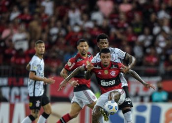 33ª rodada do Brasileirão Assaí: Flamengo venceu o Corinthians por 1 a 0
