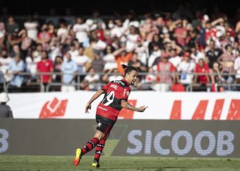 São Paulo F.C é goleado no Morumbi pelo Flamengo por 4X0