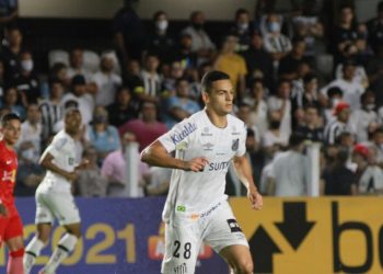 31ª rodada do Brasileirão Assaí: Na Vila Belmiro, Peixe venceu o Red Bull Bragantino por 2 a 0