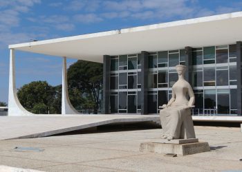 STF retoma trabalhos presenciais nesta quarta-feira