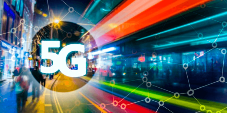 Empresas de telecomunicações iniciam implantação do 5G no Brasil