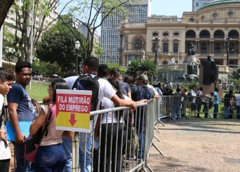SP: comércio varejista deve criar 40 mil empregos no último trimestre