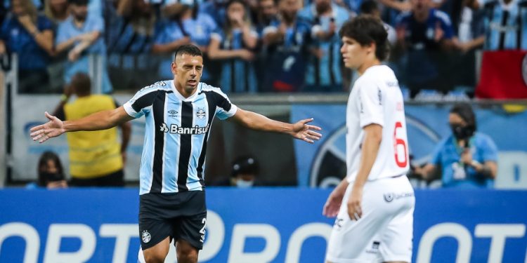 O Grêmio lutou até o último minuto, mas não escapou do rebaixamento para a Série B