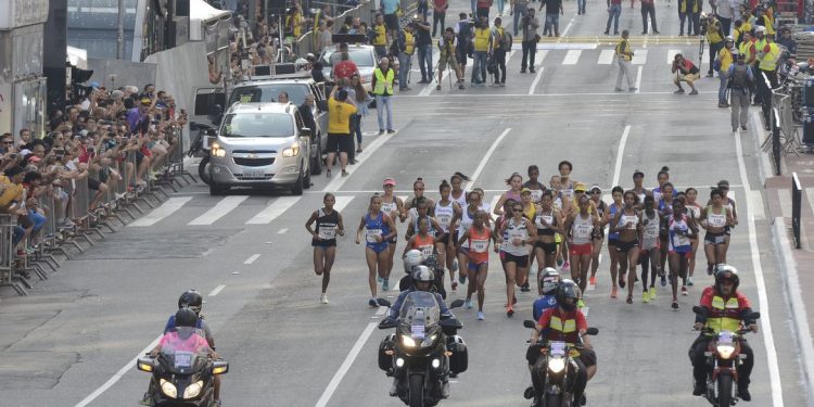 20 mil atletas participam nesta sexta-feira (31), em São Paulo, da 96ª Corrida Internacional de São Silvestre