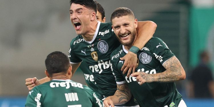 Palmeiras supera Athletico-PR e conquista a Recopa Sul-Americana