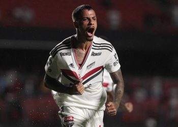 São Paulo vence Manaus por 2×0 e avança na Copa do Brasil