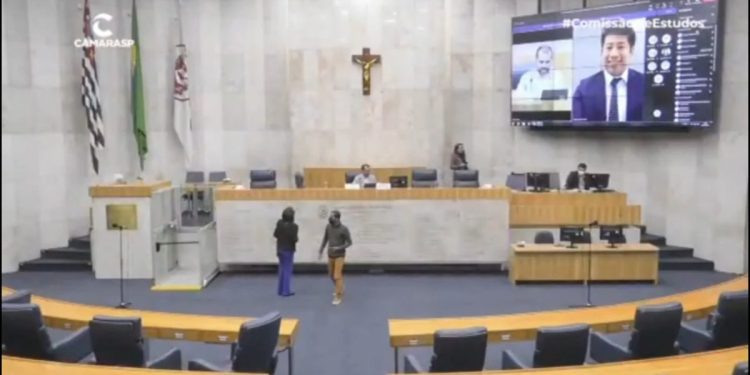 Thomas Law apresenta ideias sobre ‘Smart City’ cidades inteligentes na Câmara Municipal de São Paulo