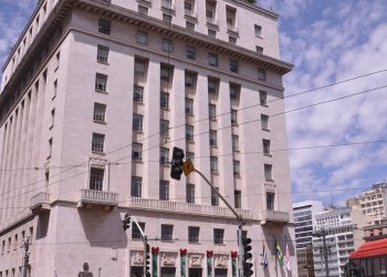 Prefeitura de SP: Feriado da Páscoa. Confira o que vai funcionar