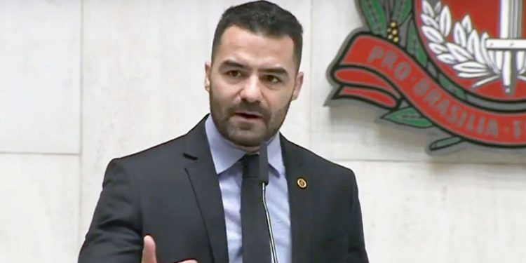 Comissão de Ética da Alesp aprova pedido de cassação do Deputado  Arthur do Val
