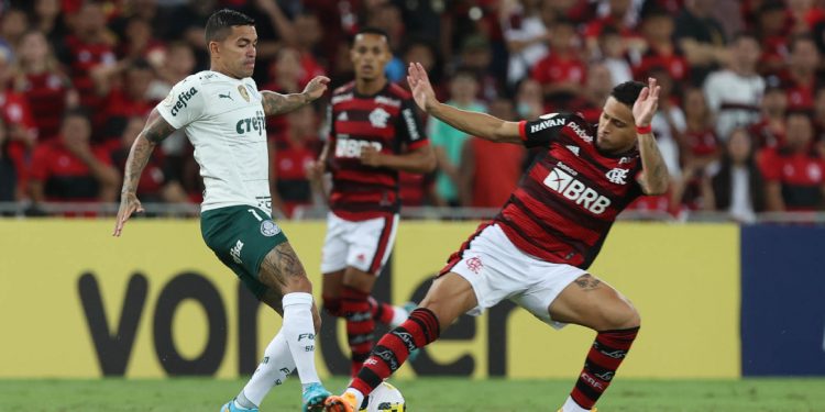 Brasileirão: Palmeiras e Flamengo empatam em 0x0, no estádio do Maracanã