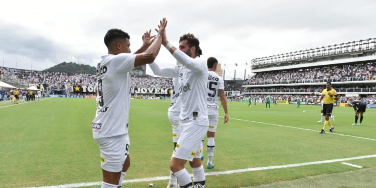 Campeonato Brasileiro 2022: Santos vence o Coritiba por 2a1,na Vila Belmiro.