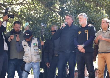 Presidente Bolsonaro  participa da Marcha para Jesus em Curitiba