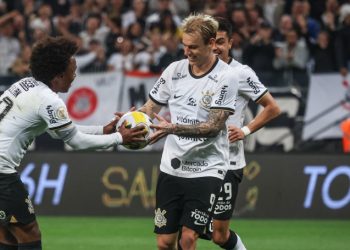 18ª rodada do Brasileirão Assaí: Corinthians vence o Coritiba por 3 a 1, nesta quarta-feira (20), na Neo Química Arena